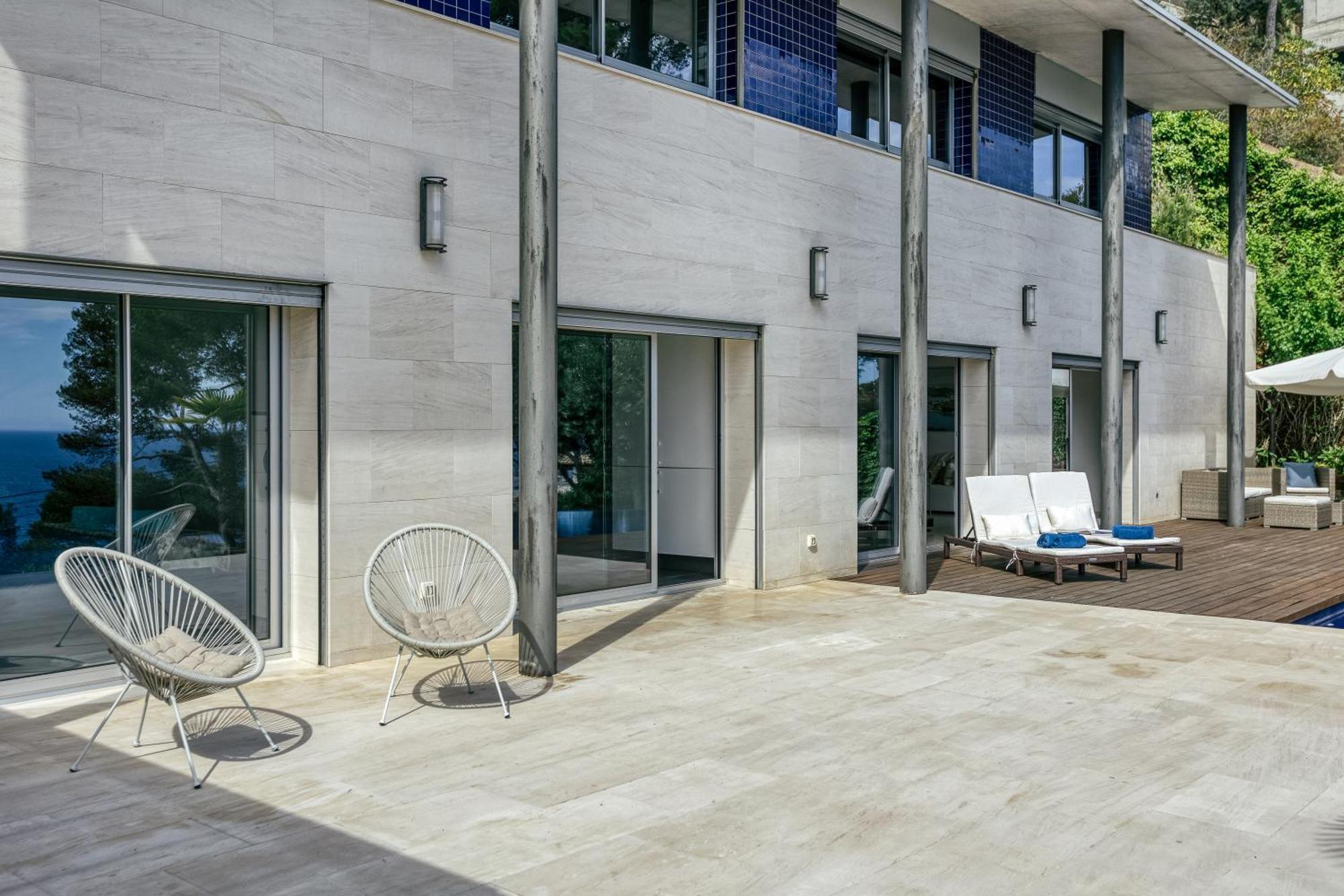 Blueview Villa Лафранч Экстерьер фото